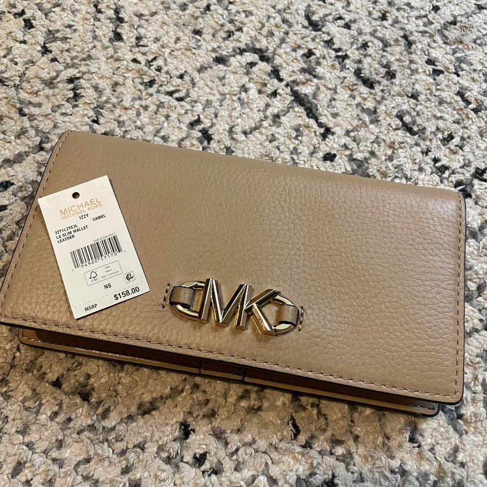 Michael Kors IZZY CAMEL LG SLIM WALLET LEATHER
